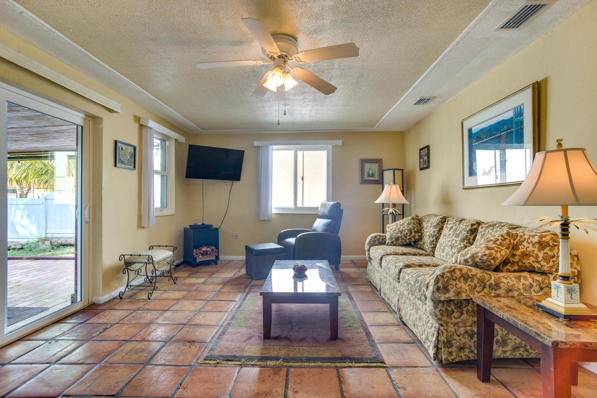 Canal Side Retreat With Dock, By Hollywood Boardwalk Fort Lauderdale Exteriör bild