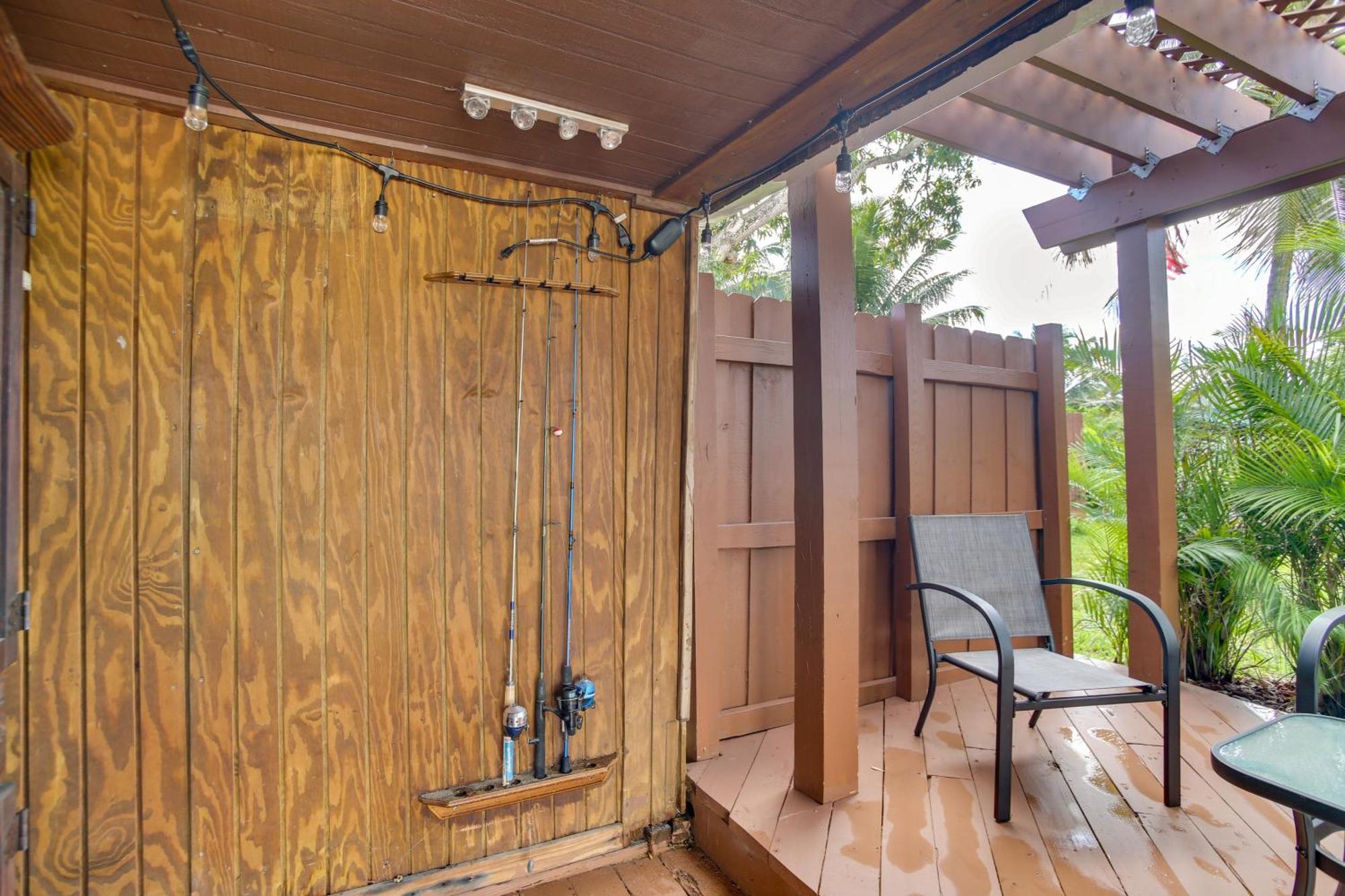 Canal Side Retreat With Dock, By Hollywood Boardwalk Fort Lauderdale Exteriör bild