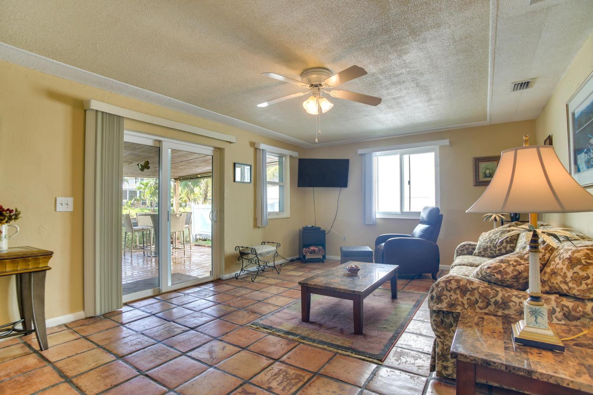 Canal Side Retreat With Dock, By Hollywood Boardwalk Fort Lauderdale Exteriör bild