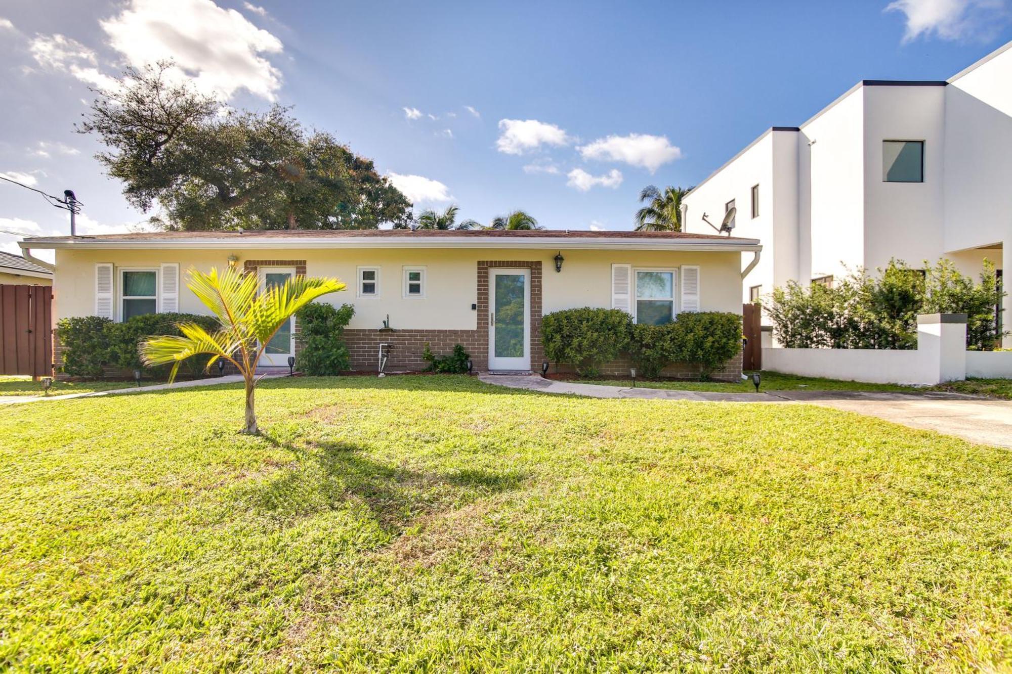 Canal Side Retreat With Dock, By Hollywood Boardwalk Fort Lauderdale Exteriör bild
